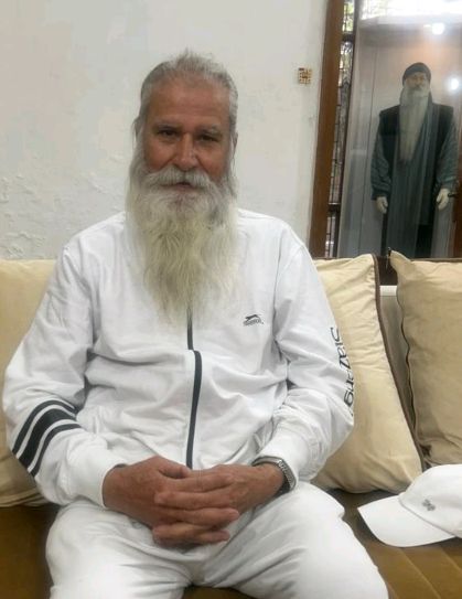 Swami Akhilesh Saraswati